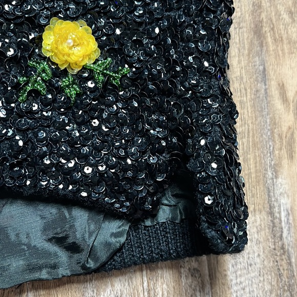 Vintage 50/60’s Black Full Sequin Floral Crown Colony of Hong Kong Sweat… - Picture 6 of 9